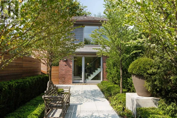 400 - 78 ROXBOROUGH STREET E, Toronto