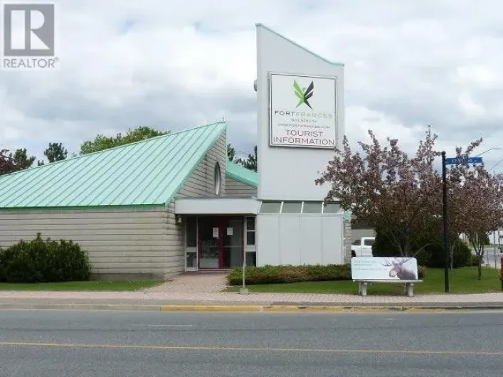 400 Central AVE, Fort Frances
