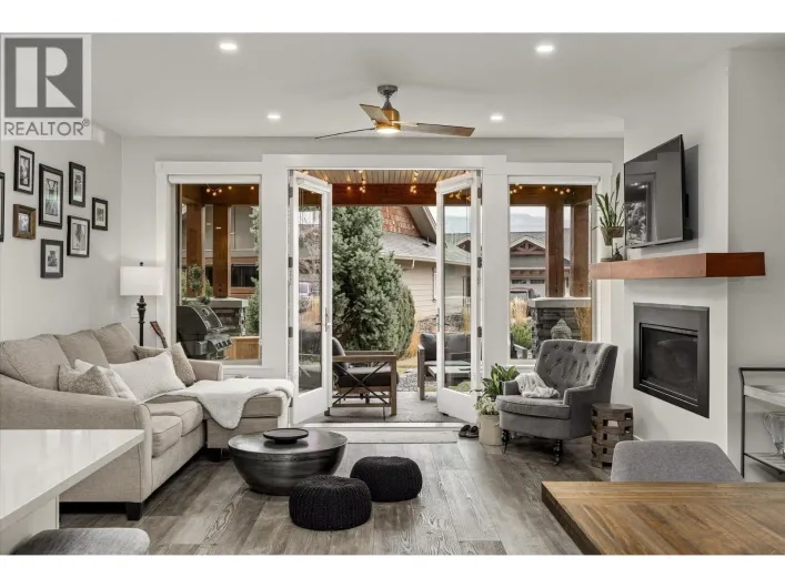 4000 REDSTONE Crescent Unit# 210, Peachland