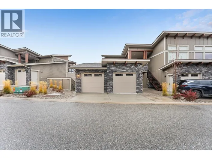 4000 REDSTONE Crescent Unit# 220, Peachland