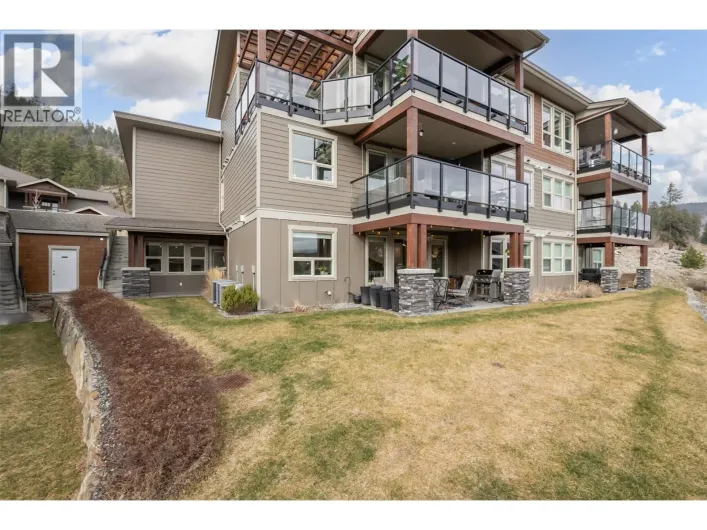4000 Redstone Crescent Unit# 222, Peachland