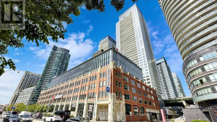 Apartment for rent: 4002 - 17 BATHURST STREET, Toronto