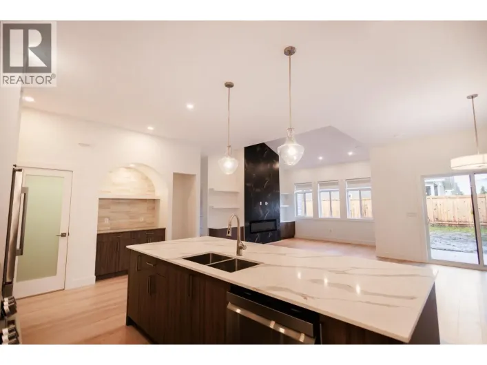 4004 NASH DRIVE, Terrace