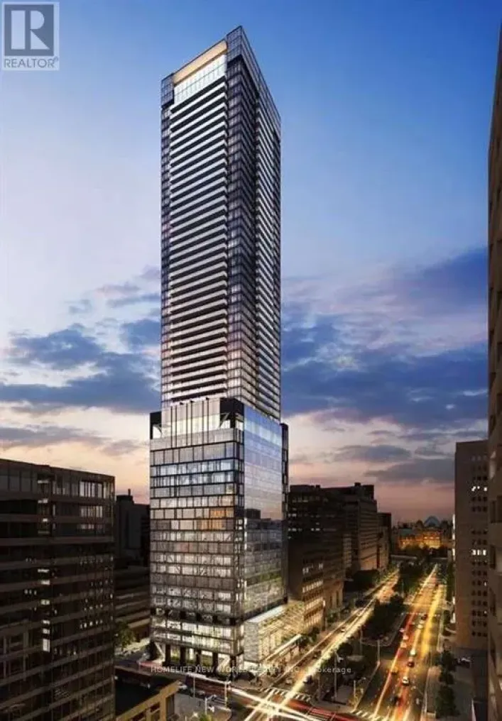 4005 - 488 UNIVERSITY AVENUE, Toronto