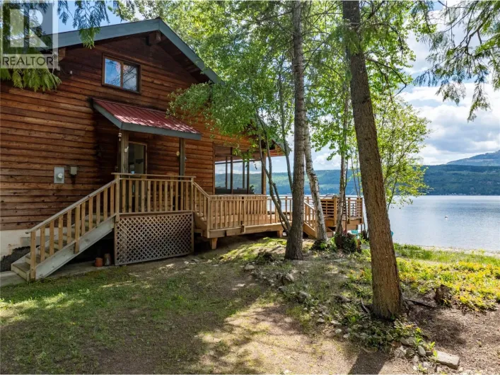 4006 Express Point Road, Scotch Creek
