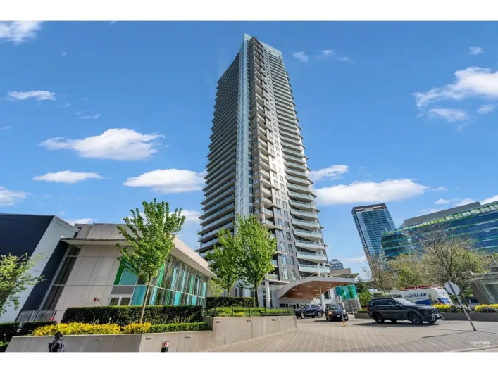 4008 9887 WHALLEY BOULEVARD, Surrey