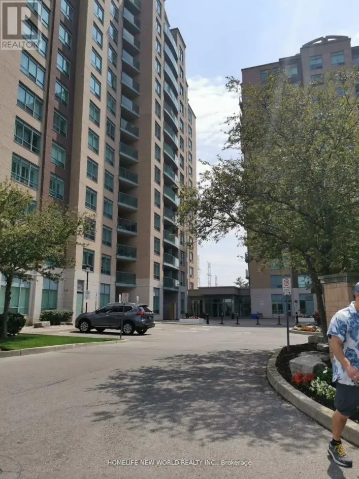 401 - 11 ONEIDA CRESCENT, Richmond Hill