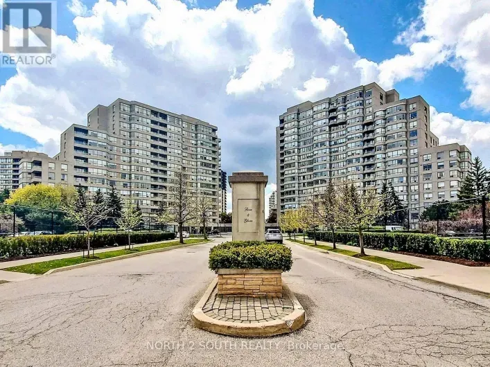 401 - 11 TOWNSGATE DRIVE, Vaughan