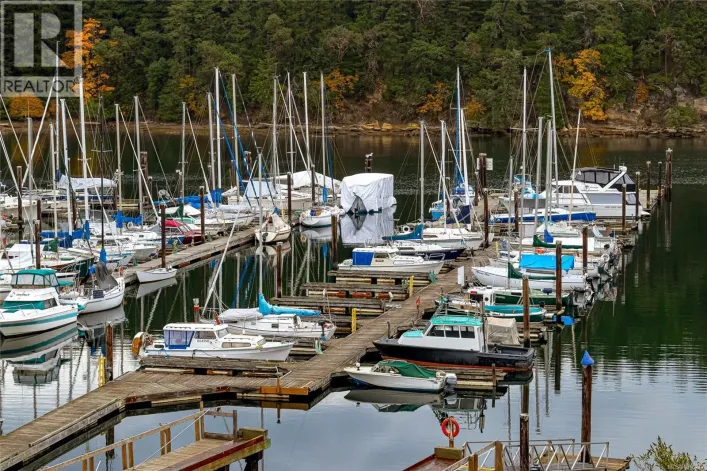 401 1250 Stewart Ave, Nanaimo