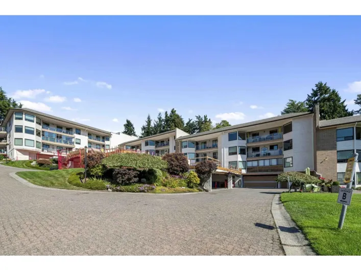 401 1350 VIDAL STREET, White Rock