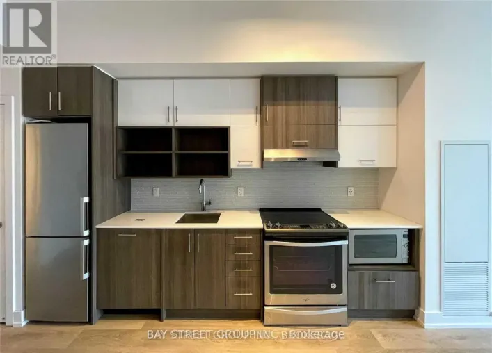 401 - 150 FAIRVIEW MALL DRIVE, Toronto