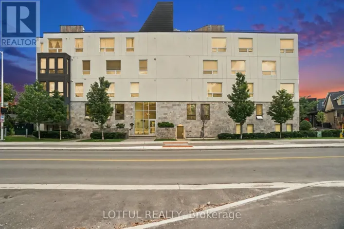 401 - 150 GREENFIELD AVENUE, Ottawa