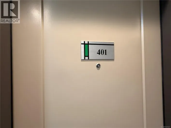 401 2000 West Park Lane, View Royal