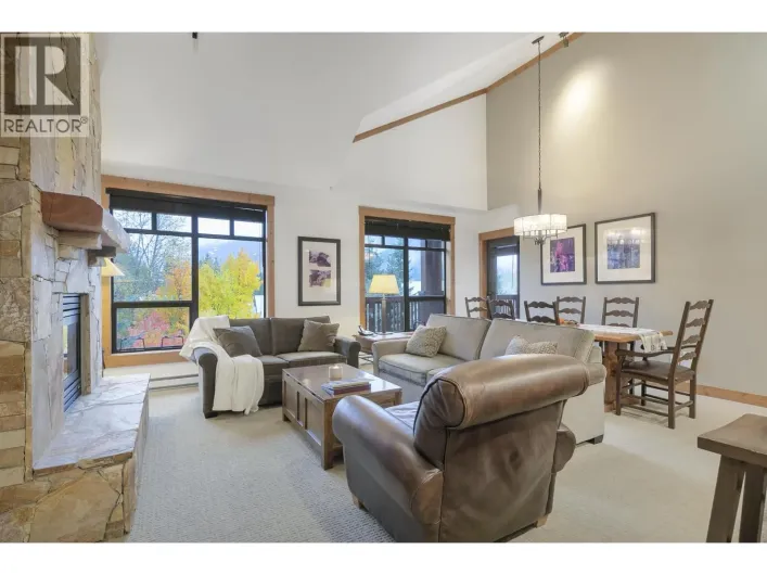 401 2202 GONDOLA WAY, Whistler