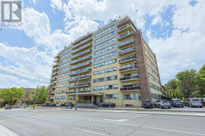 401 - 2500 BATHURST STREET, Toronto