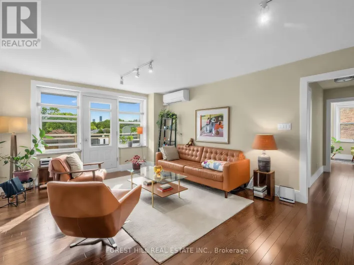 401 - 2603 BATHURST STREET, Toronto