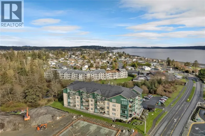 401 2676 Island Hwy S, Campbell River