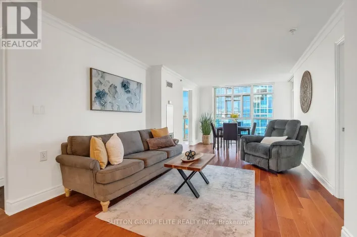 401 - 3 MARINE PARADE DRIVE, Toronto