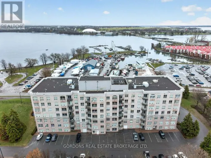 401 - 350 WELLINGTON STREET, Kingston
