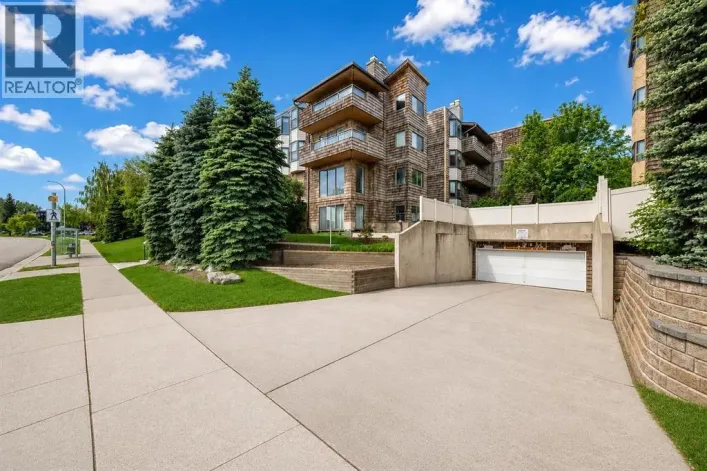 401, 3719B 49 Street NW, Calgary
