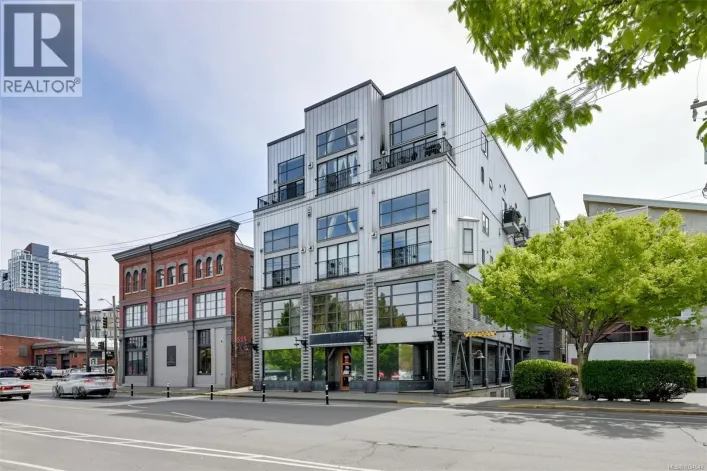 401 555 Chatham St, Victoria