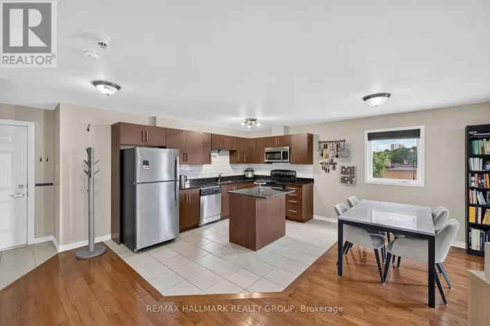 401 - 646 CUMMINGS AVENUE, Ottawa