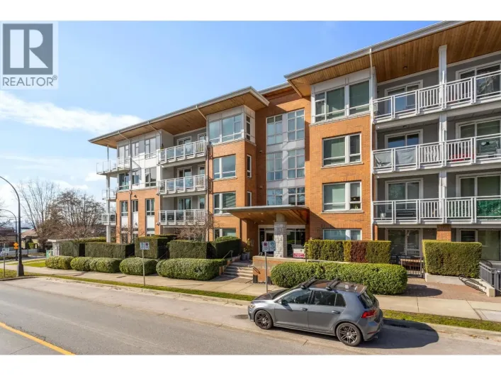 401 717 CHESTERFIELD AVENUE, North Vancouver