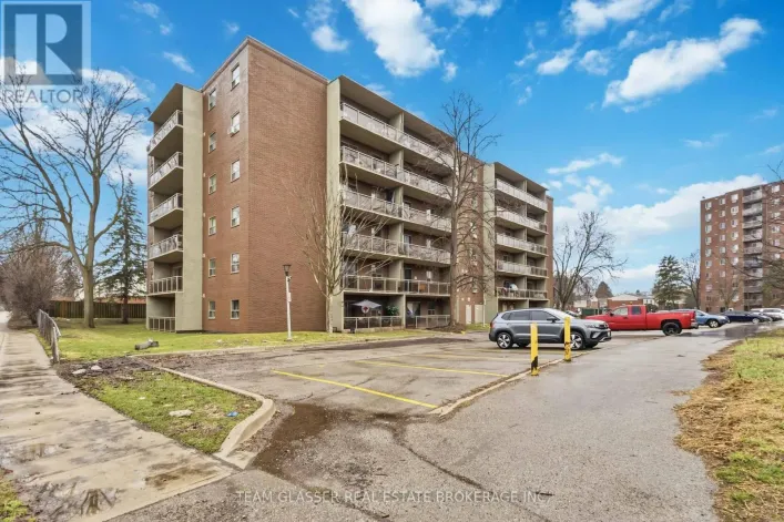 401 - 746 FANSHAWE PARK ROAD, London North