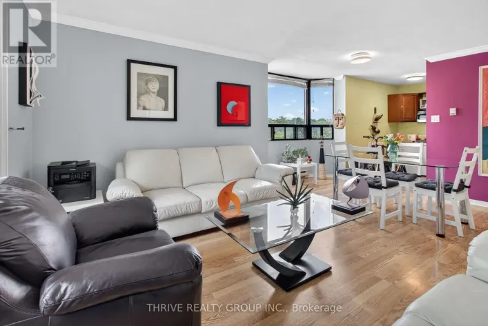 401 - 75 HUXLEY STREET, London South