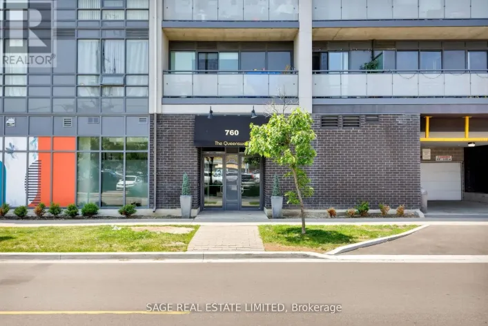 401 - 760 THE QUEENSWAY, Toronto