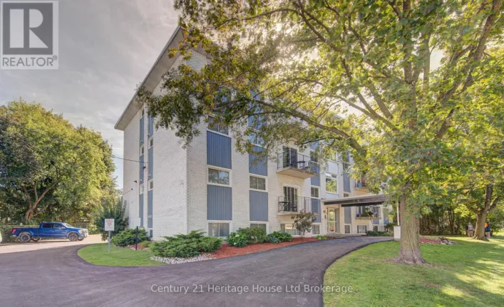 401 - 770 HUGHSON STREET, Woodstock