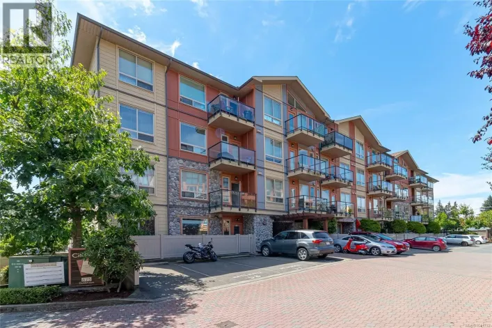 401 825 Goldstream Ave, Langford