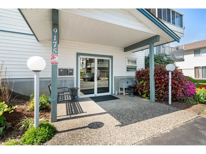 401 9175 EDWARD STREET|Chilliwack Proper West, Chilliwack