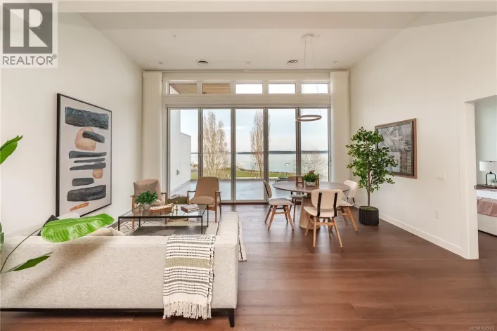 401 9570 Fifth St, Sidney