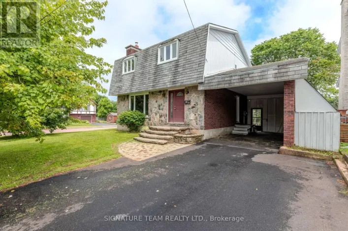 401 BROADVIEW DRIVE, Pembroke