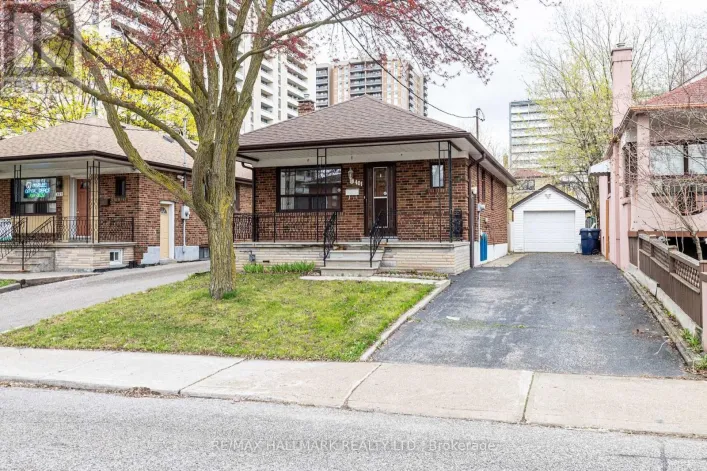 401 RIDELLE AVENUE, Toronto