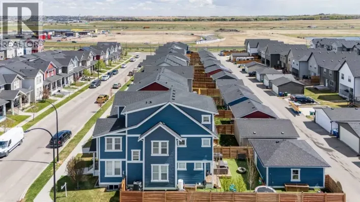 401 South Point Glen SW, Airdrie