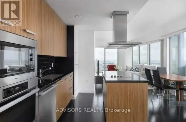 4011 - 8 THE ESPLANADE AVENUE, Toronto