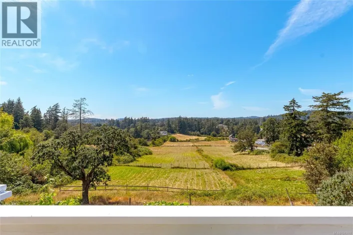 4014 Holland Ave, Saanich