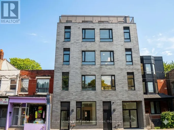 402 - 1000 BATHURST STREET, Toronto