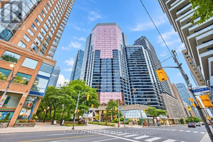 402 - 1001 BAY STREET, Toronto