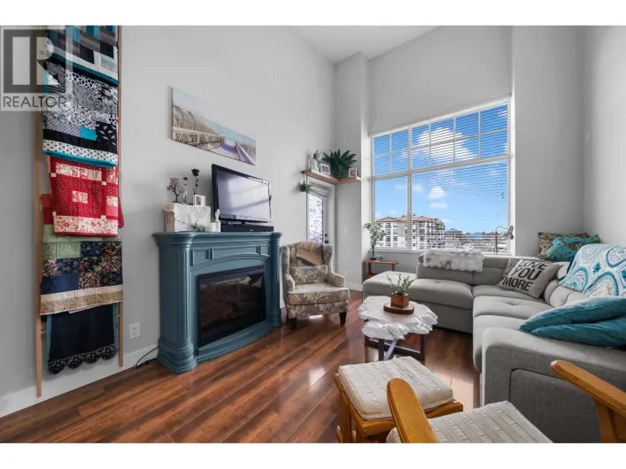 402 11935 BURNETT STREET, Maple Ridge