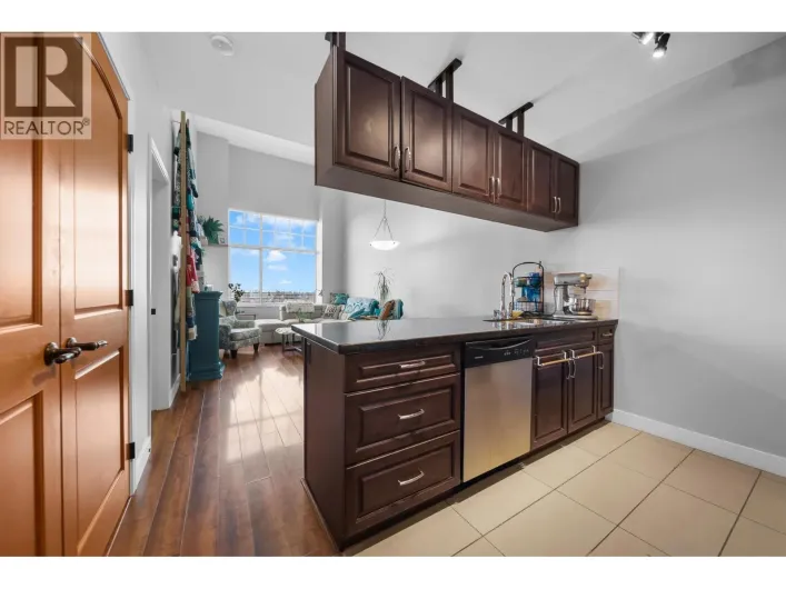 402 11935 BURNETT STREET, Maple Ridge