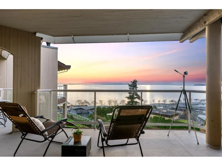 402 15025 VICTORIA AVENUE, White Rock