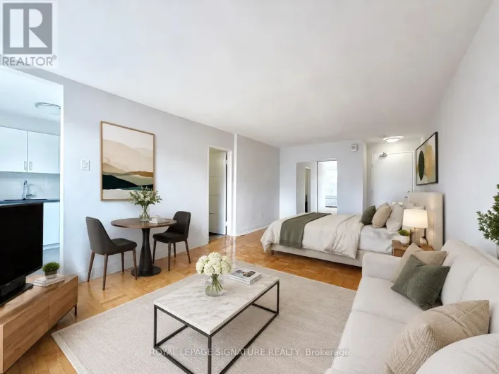 402 - 1545 BATHURST STREET, Toronto