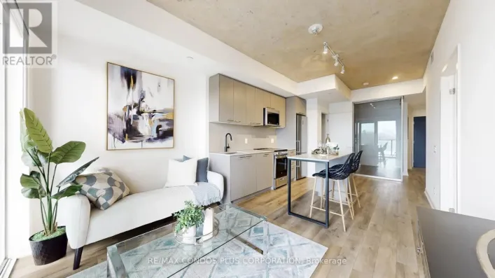 402 - 1808 ST CLAIR AVENUE W, Toronto