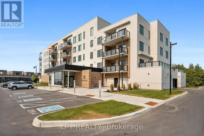 402 - 19B WEST STREET N, Kawartha Lakes