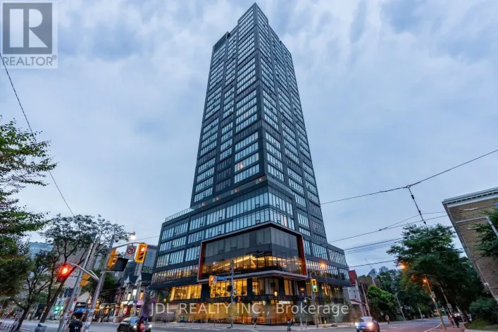 402 - 203 COLLEGE STREET, Toronto
