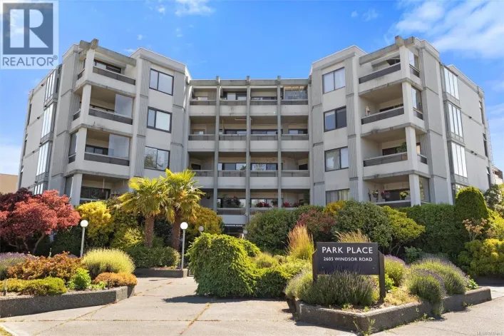 402 2605 Windsor Rd, Oak Bay