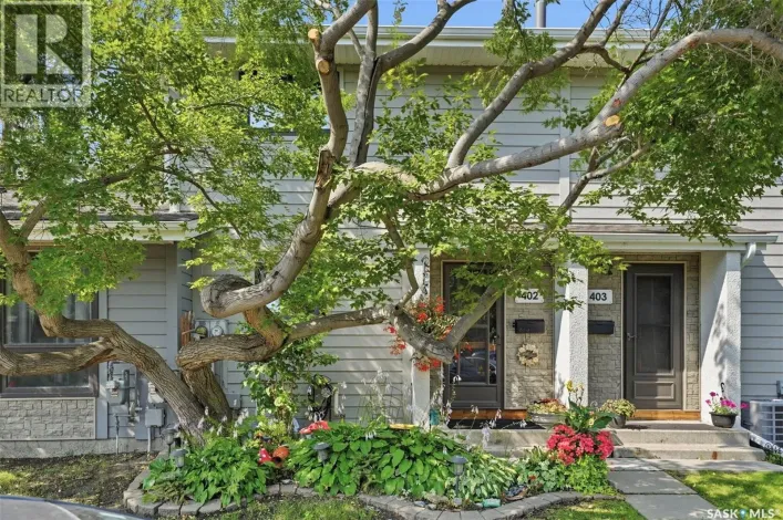 Row / Townhouse for sale: 402 2703 Spadina CRESCENT E, Saskatoon